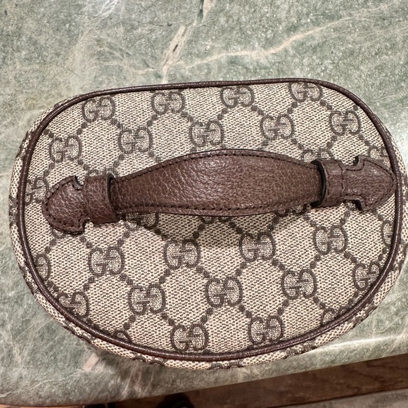 Gucci GG Supreme Monogram Vanity Cosmetic Case - Picture 4 of 8